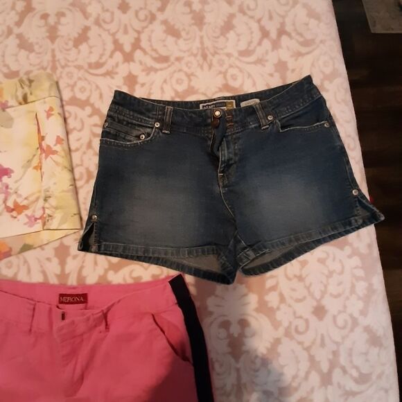 J Crew mossimo old Navy shorts sz 4-6 lot of 3 - Picture 5 of 6